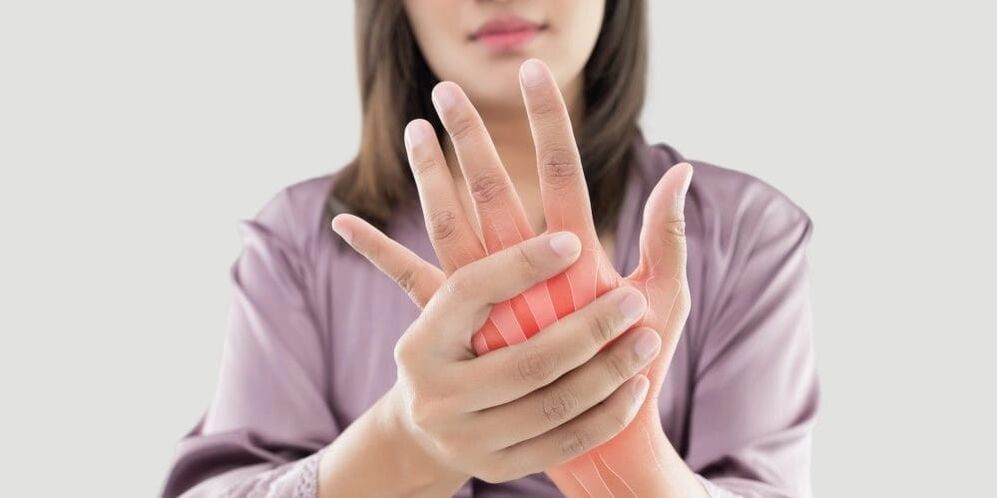 Redness of the skin and increasing pain in the finger joints are symptoms of rheumatoid arthritis.
